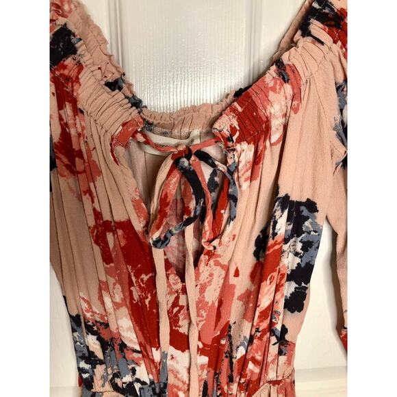 The Impeccable Pig Peach Soft Pink Floral Off Shoulder Romper Tie Front - XS - Picture 2 of 6